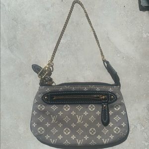 Vintage Louis Vuitton pouchette in navy canvas